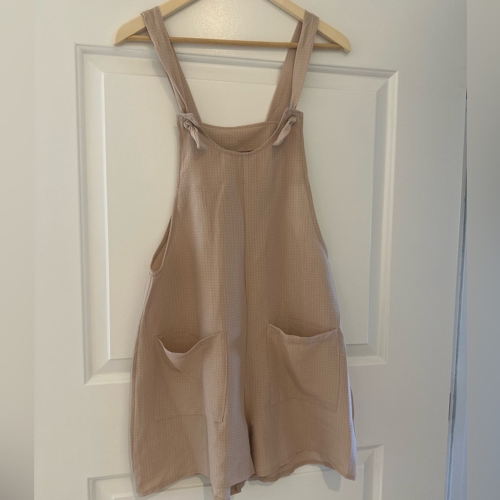 Beige jumpsuit/overall